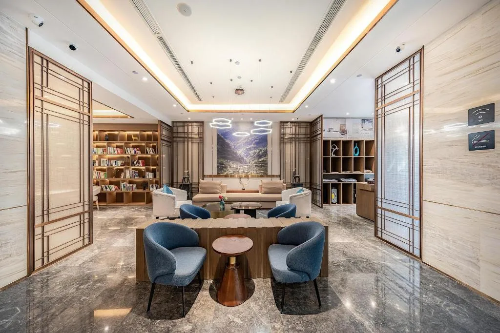 Image 1 of Atour Hotel Chengdu Chunxi Road Tianfu Square Subway Station