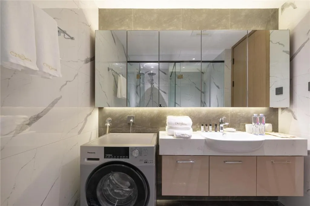 Image 2 of Cresasia Residence