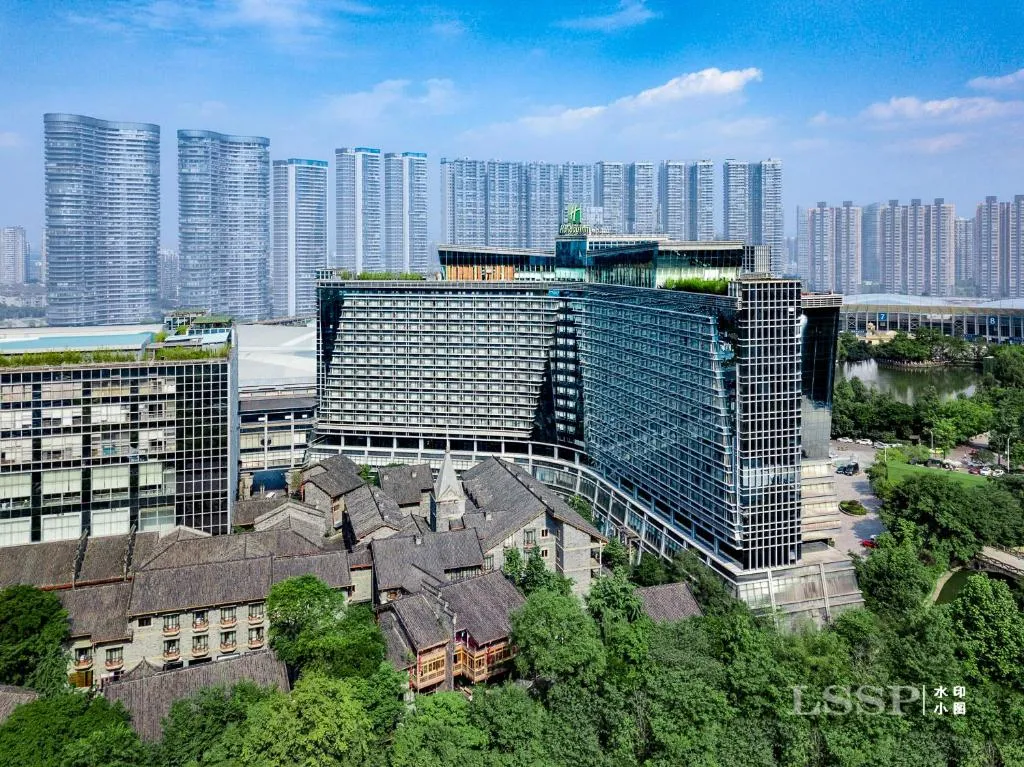Image 2 of Holiday Inn Chengdu Century City West, an IHG Hotel