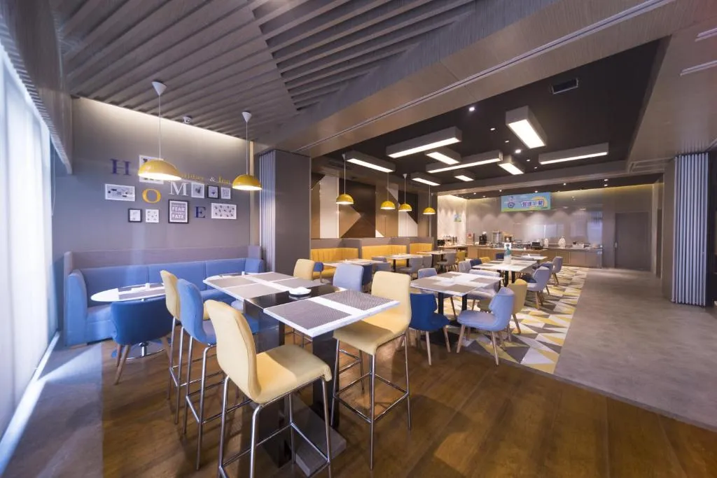 Image 4 of Holiday Inn Express Chengdu Jinniu, an IHG Hotel