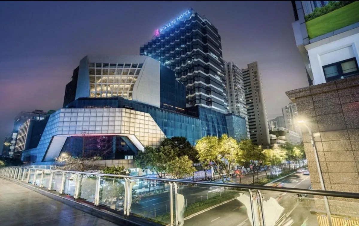 Image of R Royalss Hotel, Chengdu Chunxi Road Taikooli Tianfu