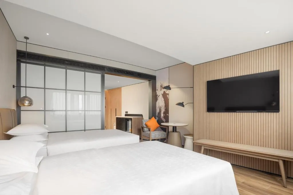 Image 1 of Sheraton Chengdu Lido Hotel