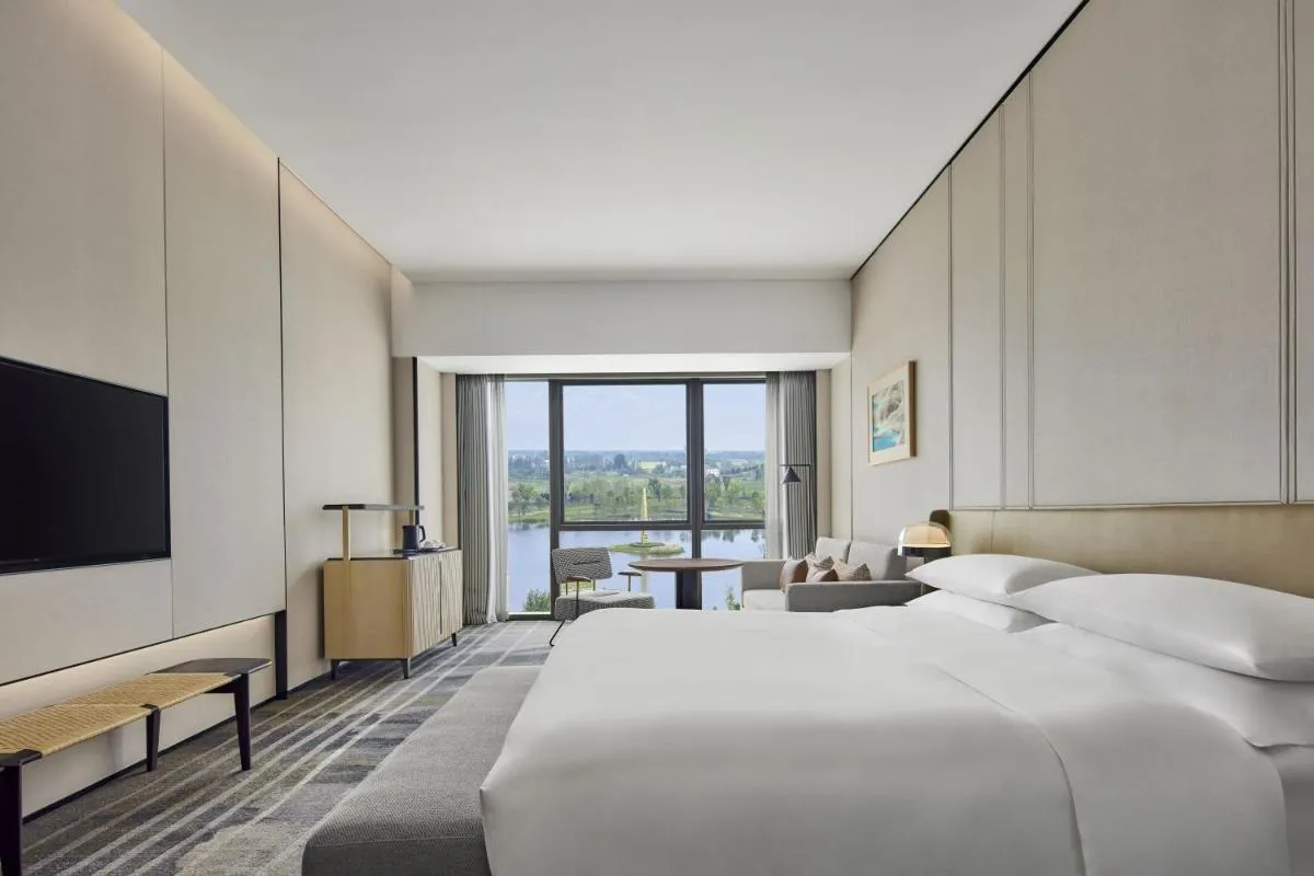 Image 1 of Sheraton Chengdu Pidu