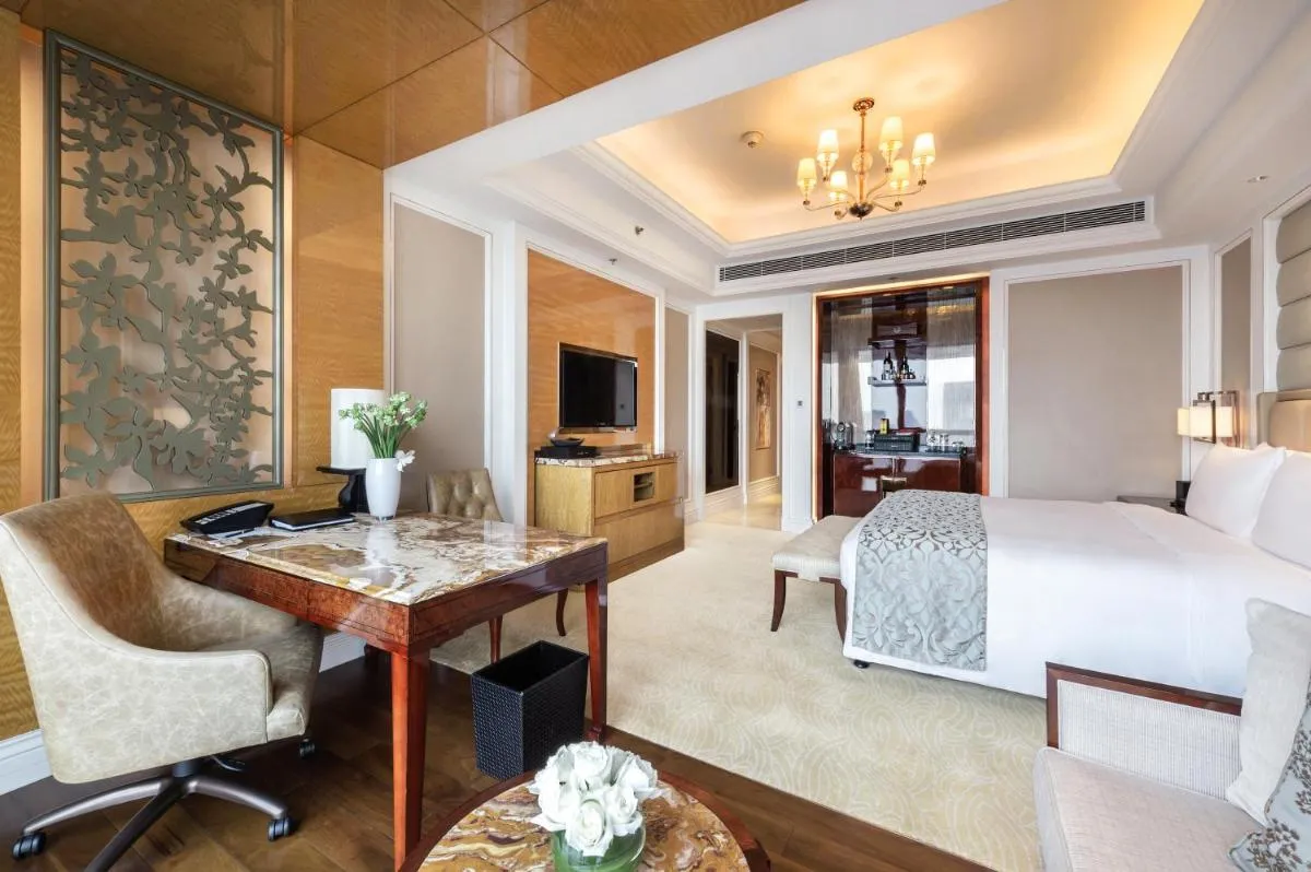 Image 2 of The Ritz-Carlton, Chengdu