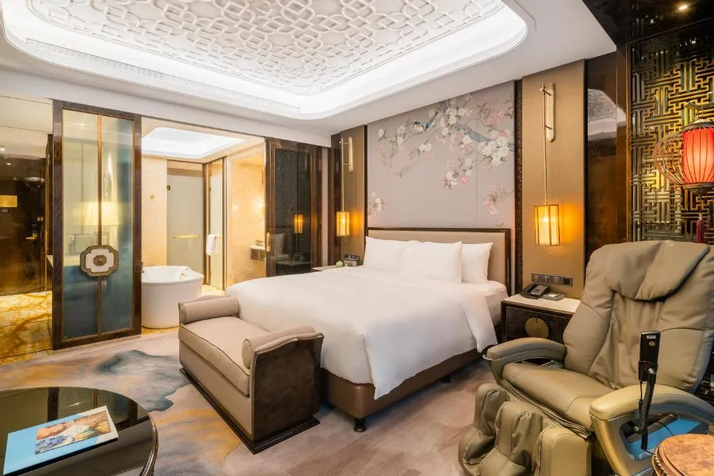 Image 4 of Wanda Reign Chengdu