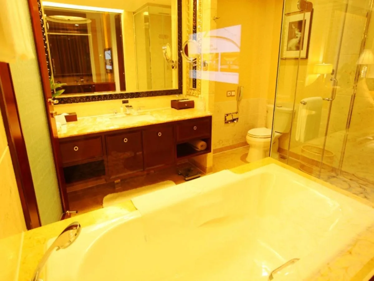 Image 2 of Wyndham Grand Plaza Royale Palace Chengdu