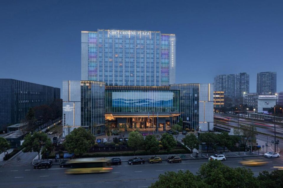 Crowne Plaza Chengdu Wuhou, an IHG Hotel